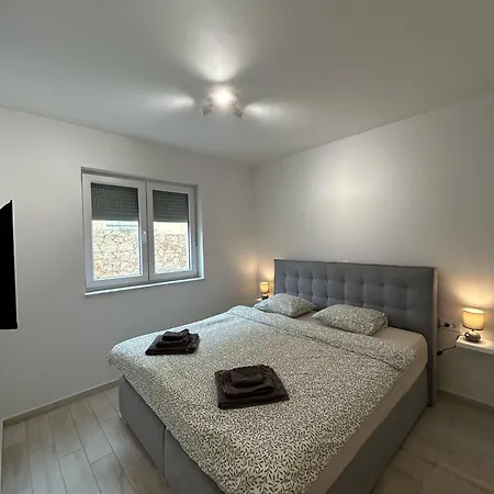 Raj Appartement *
